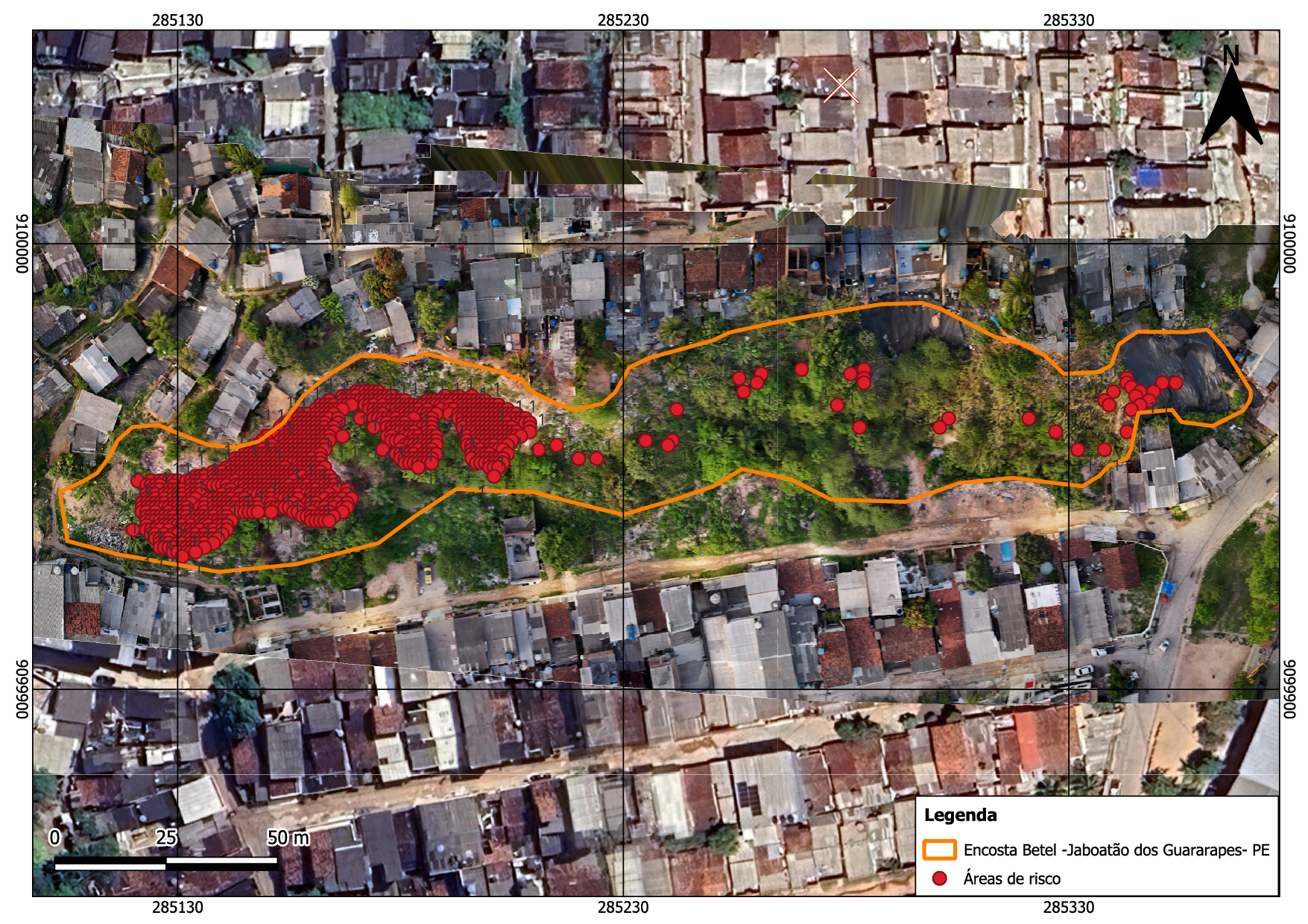 Mapa de suscetibilidade de deslizamento de terra na encosta localizada entre as Ruas C e Alto do Erval Novo. O mapa foi utilizado durante o processo de mapeamento das famílias residentes nessas áreas para sensibilização sobre os riscos de deslizamento de encosta. Os pontos vermelhos representam as áreas de risco de deslizamento de terra.