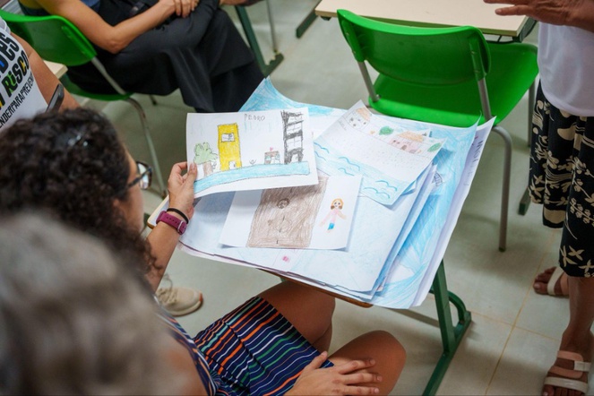 Desenhos produzidos durante oficina do Cemaden Educação com crianças do Quilombo da Fazenda, em Ubatuba.
