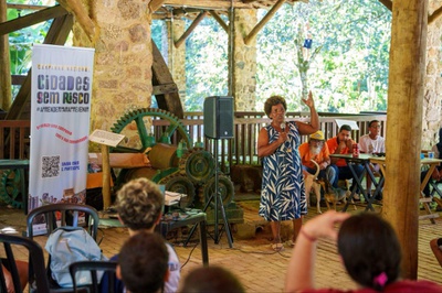 Dona Laura, liderança do Quilombo da Fazenda, destaca a importância da campanha.