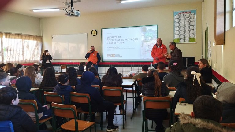 TRILHA DE APRENDIZADO PDCE PALESTRA COM DEFESA CIVIL ARARANGUA SC