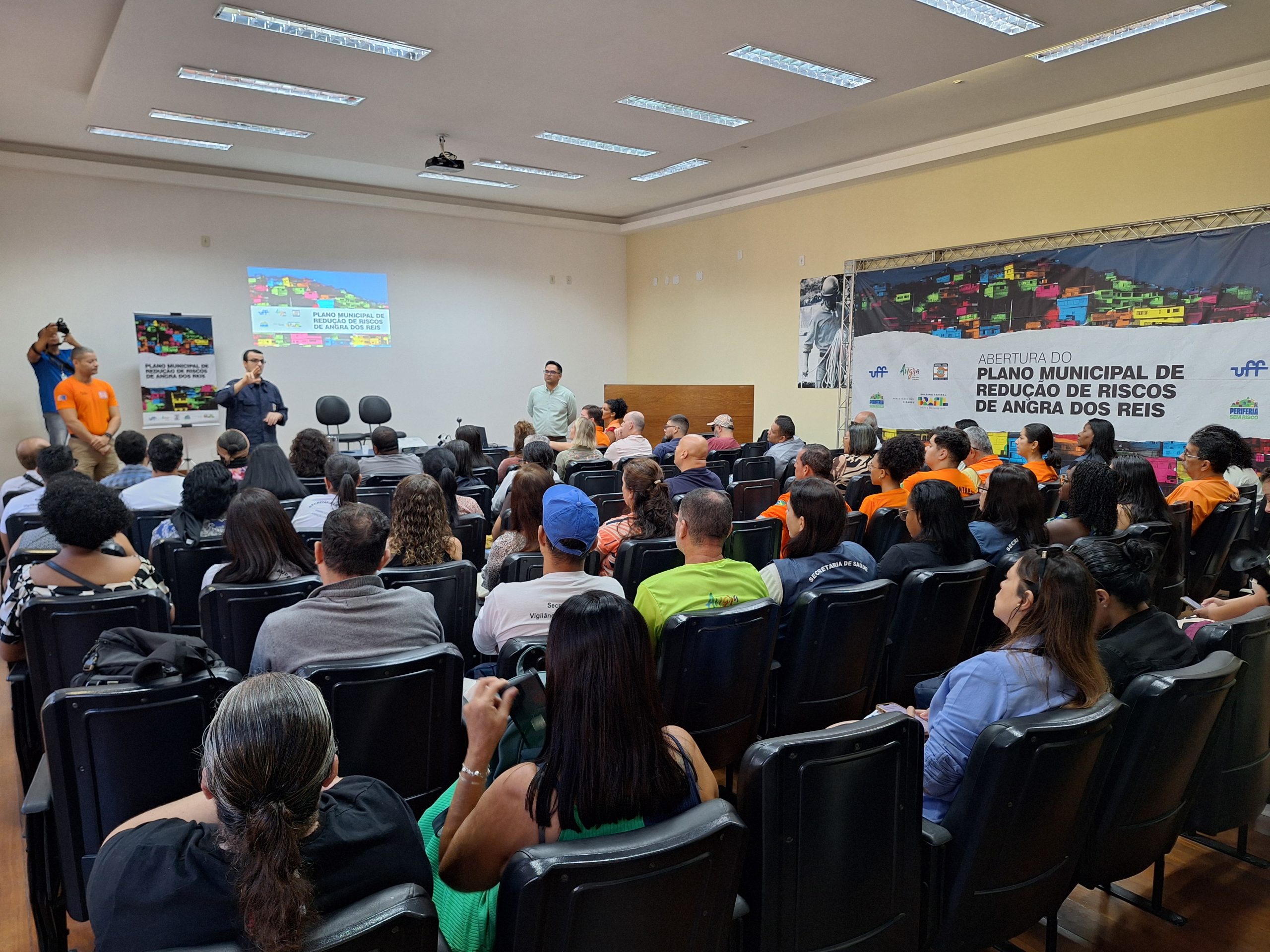 Reunião de alinhamento das ações com os atores chaves locais das 36 comunidades priorizadas no PMRR.