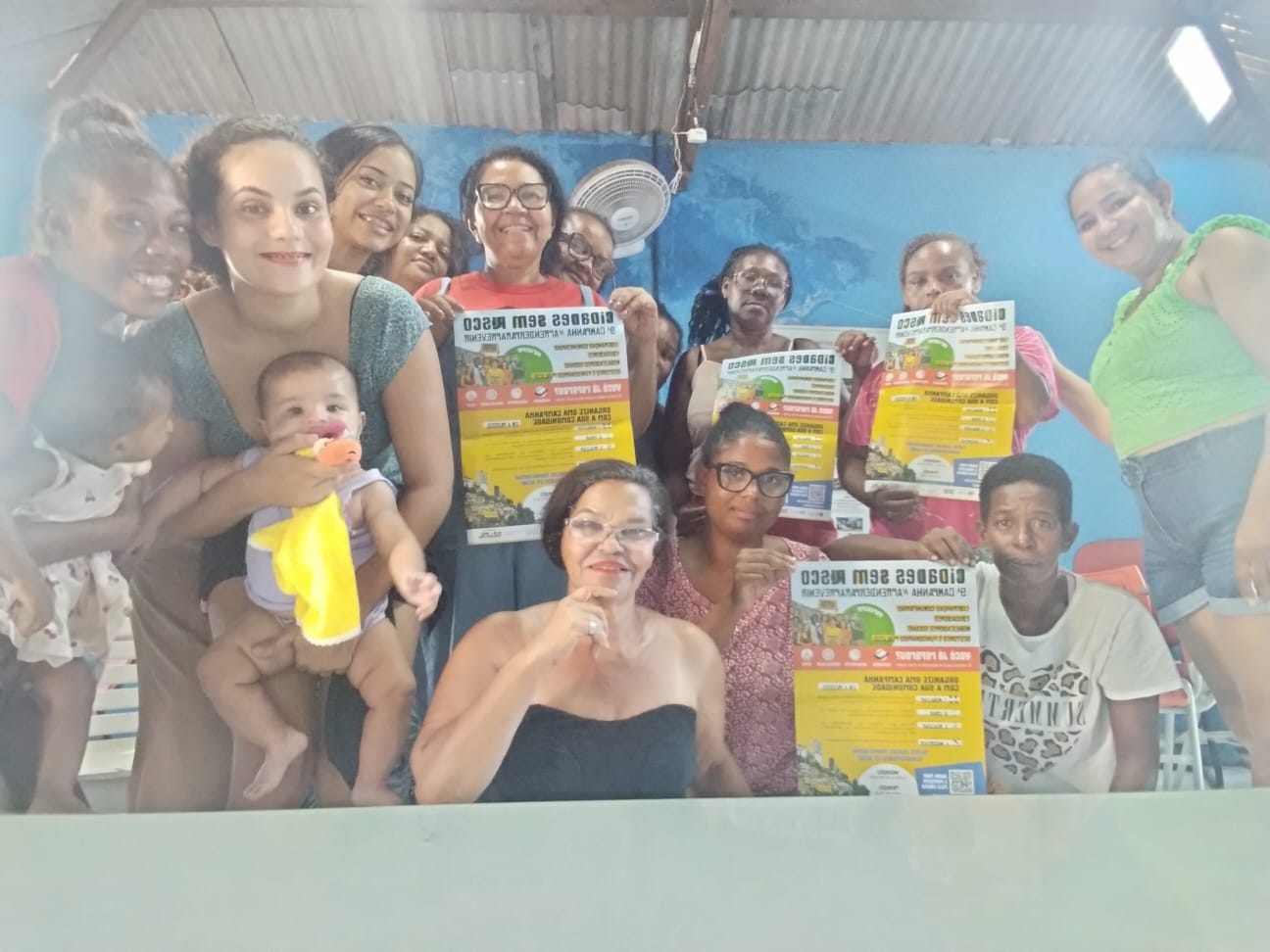 Reunião com mulheres que são lideranças da comunidade