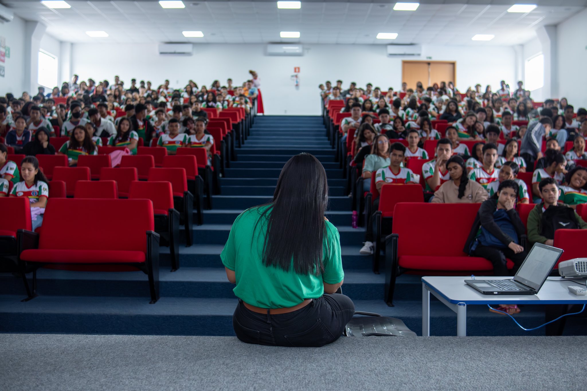 PALESTRA SOBRE RESILIÊNCIA E ENFRENTAMENTO AO CALOR