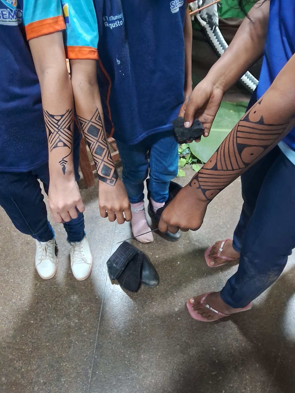 Oficina de grafismo com os alunos