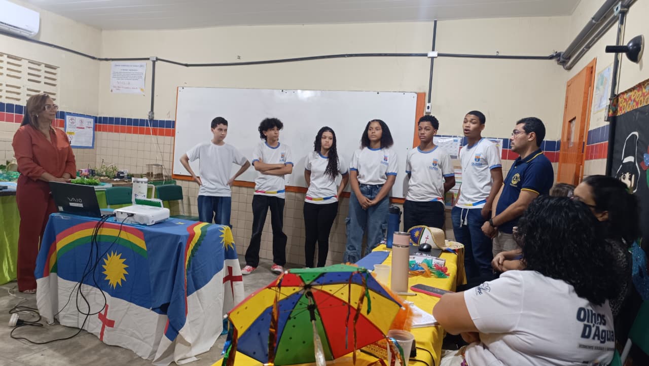 Palestra dos estudantes para a comunidade escolar do EMTI Lions Dirceu Veloso e visitantes de escolas do Maranhão e Piauí
