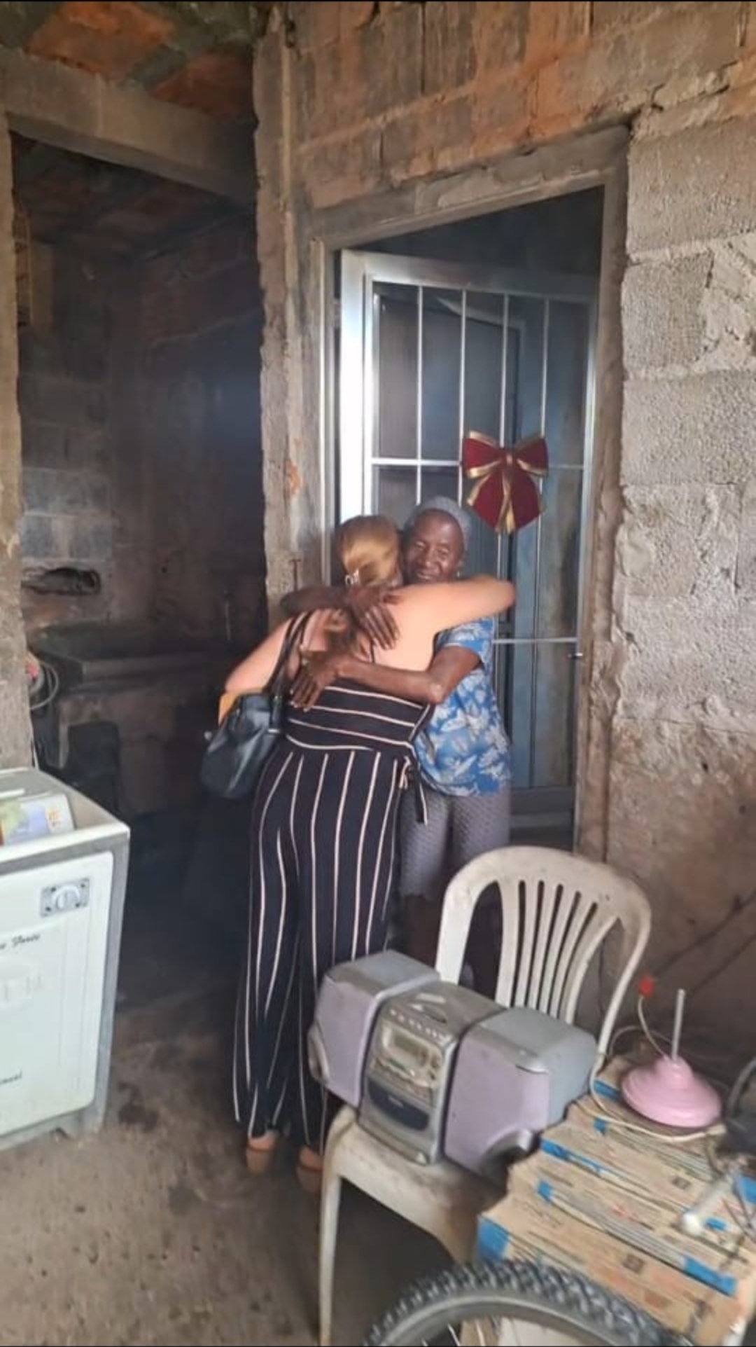 Melhoria habitacional, casa da dona Ondina, moradora de 86 anos, mãe solo.