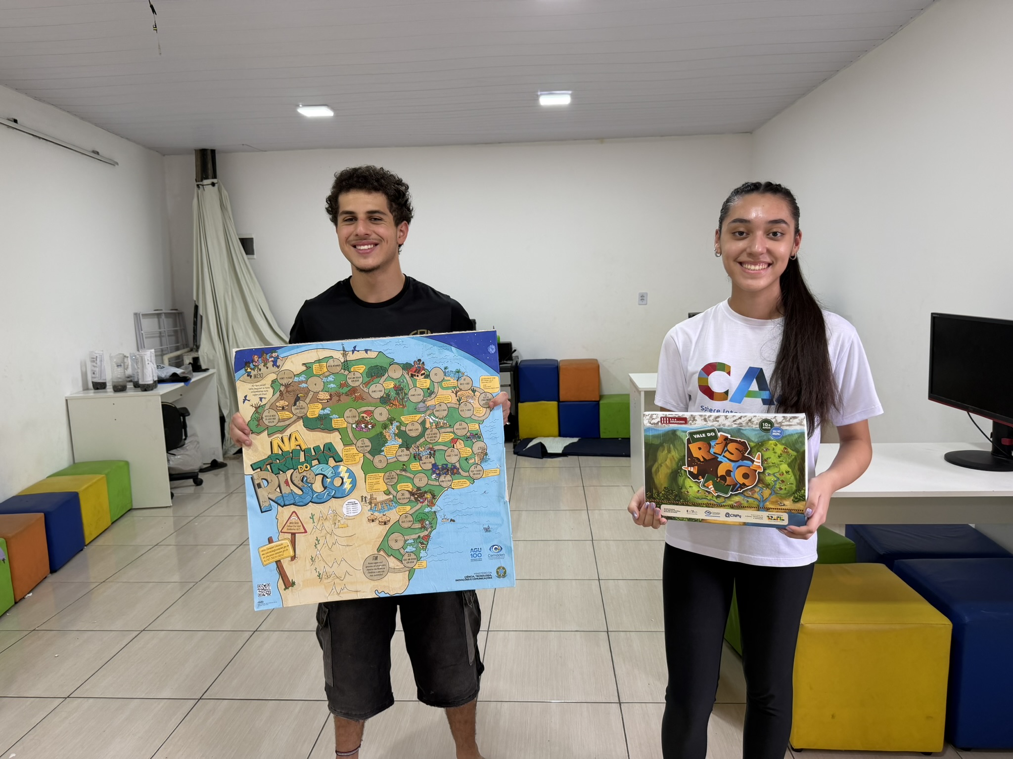 Jogos de tabauleiro do Cemaden educacional que fizeram parte da dinâmica.