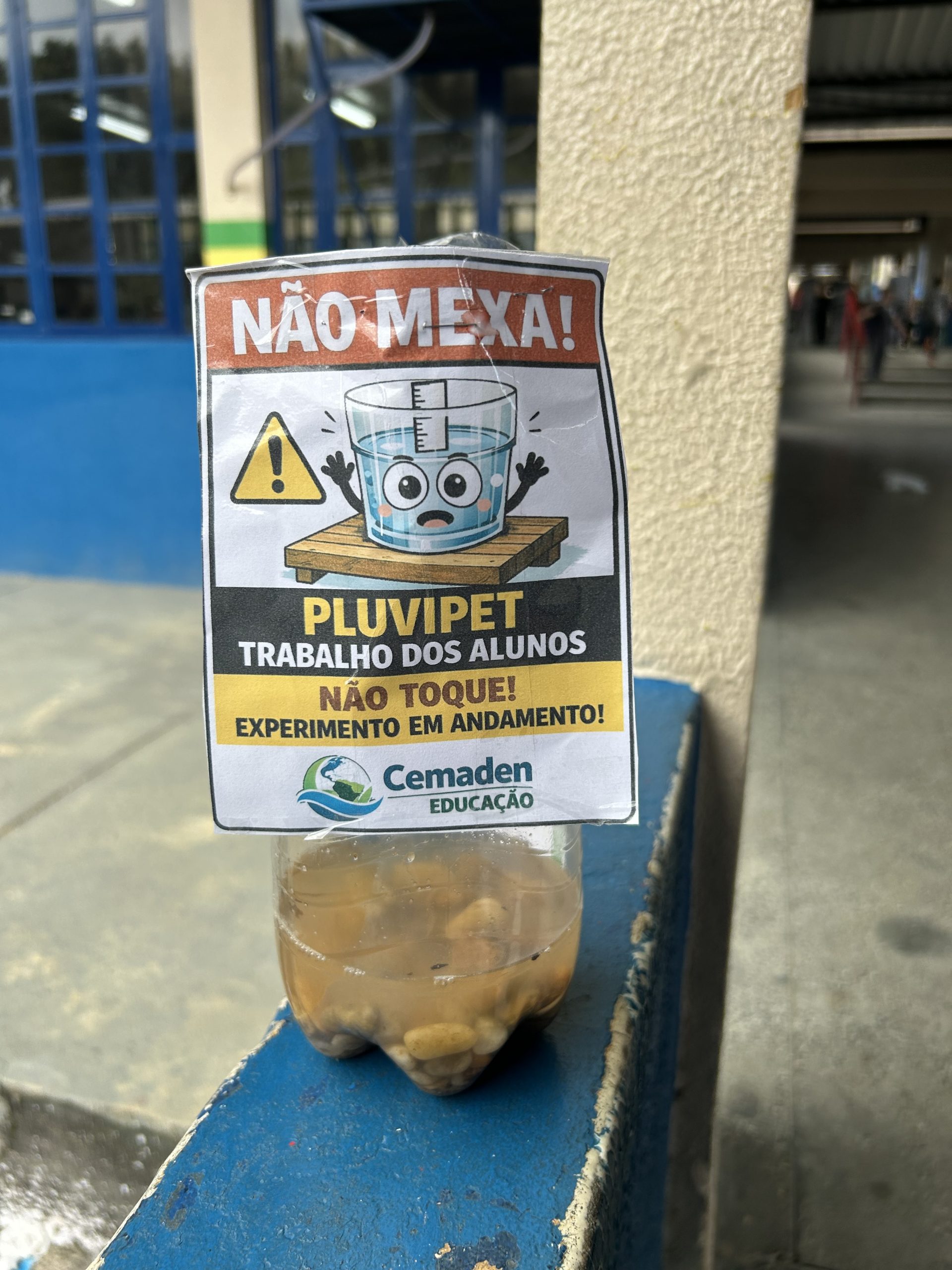 Material confeccionado pelos alunos.