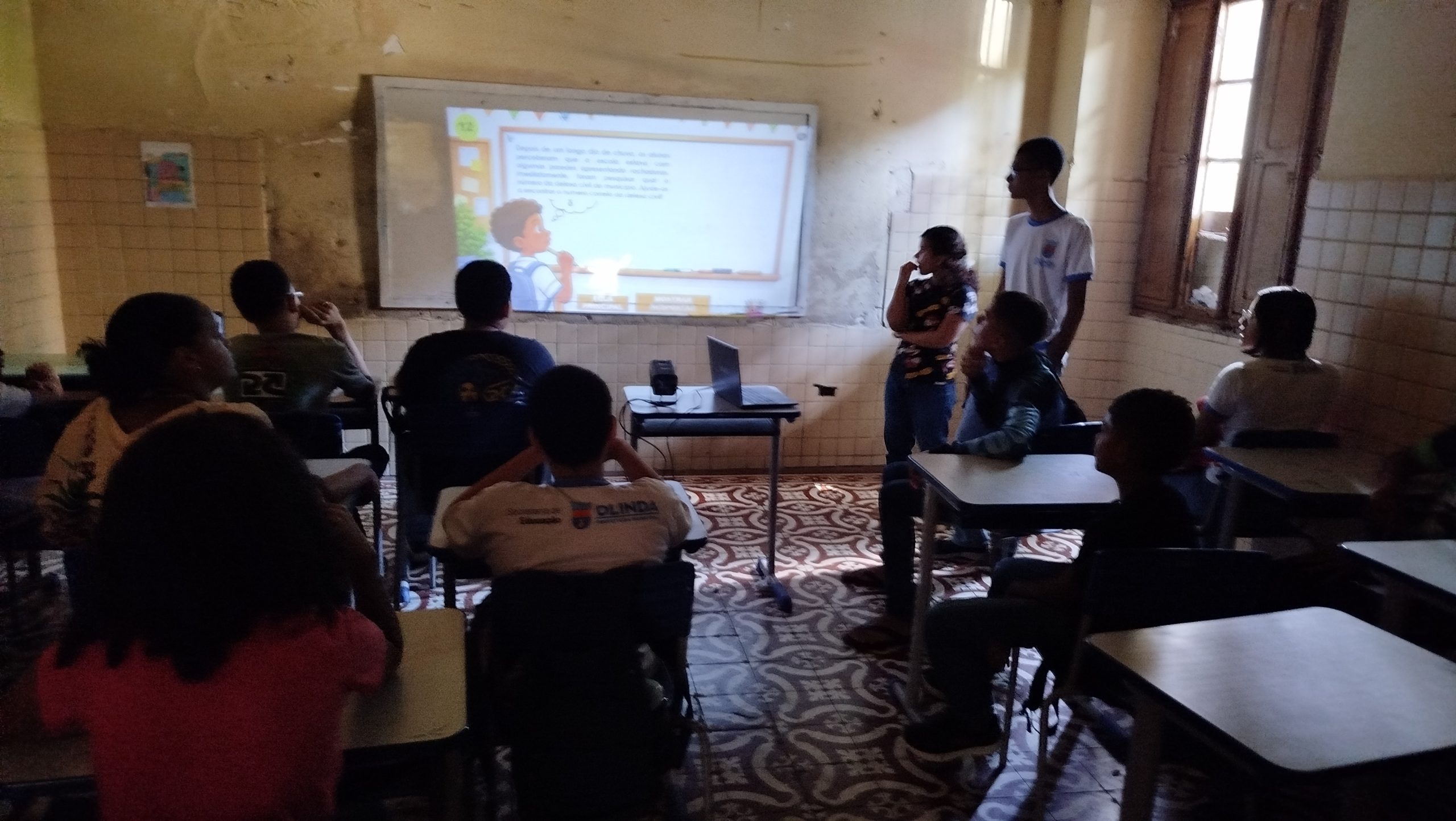 jogo de tabuleiro, aplicação teste para a turma do 8 ano A.