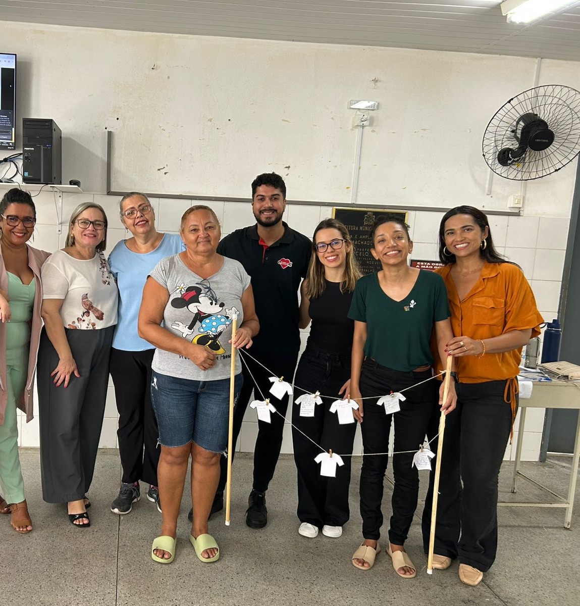 Gerente da UBS (canto esquerdo), representante do CAMED ao centro