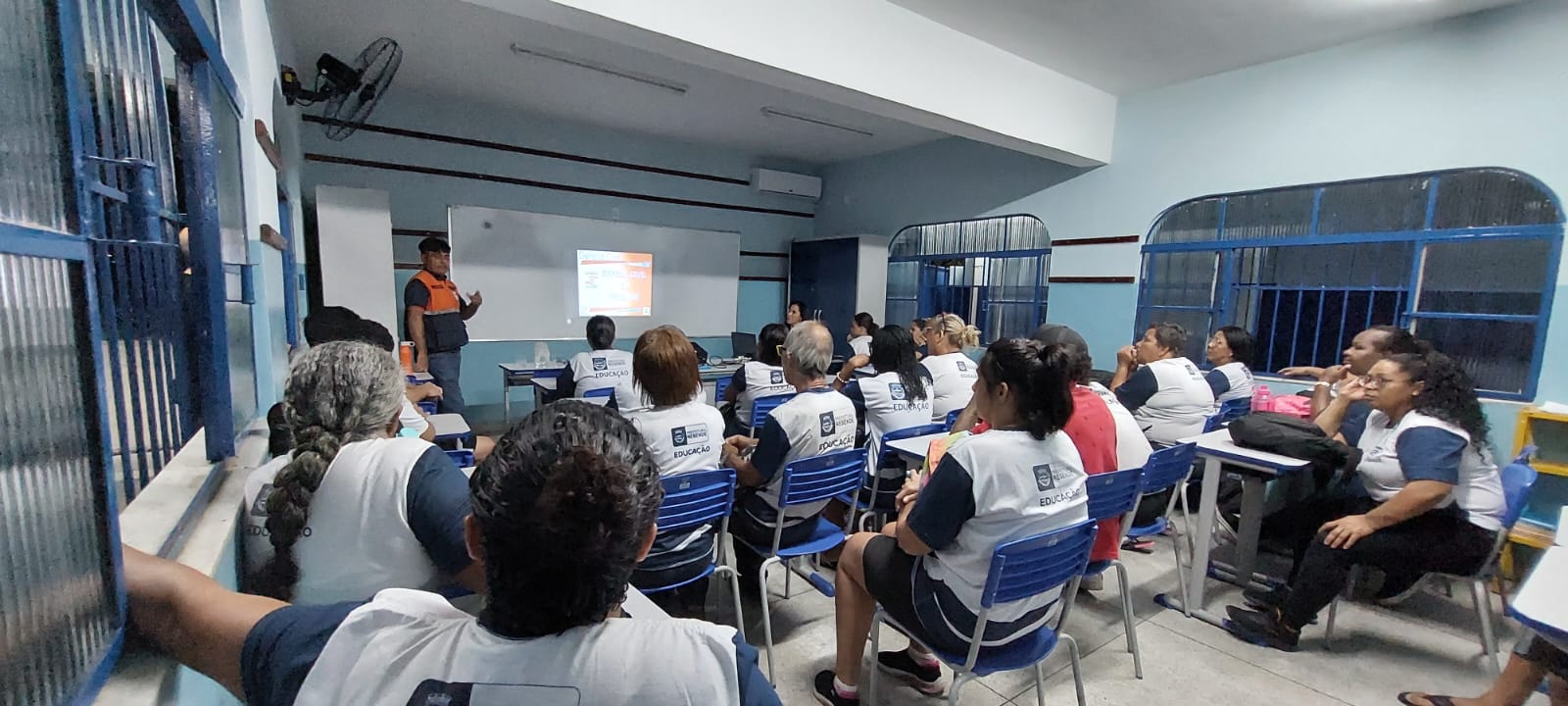 Palestra para do EJA
