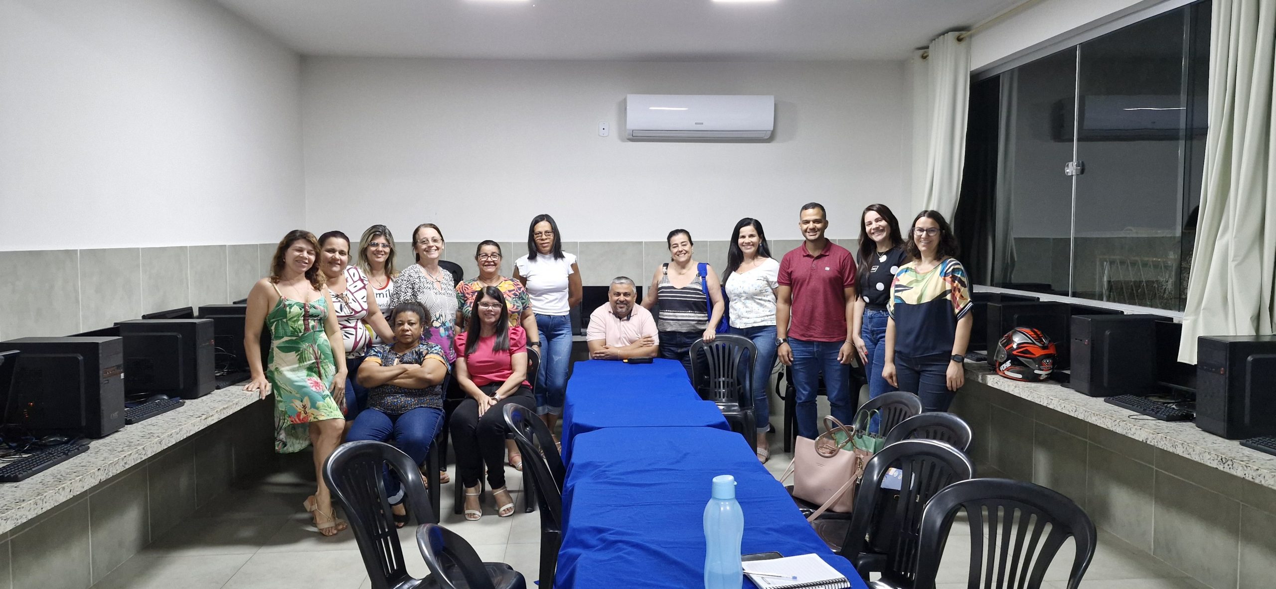 Oficina de Ciência Cidadã com os professores da Escola Municipal Amado Lima.