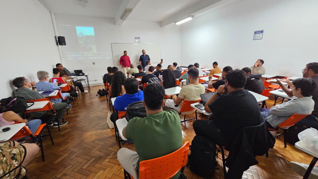 Palestra sobre Moradias em Áreas de Risco
