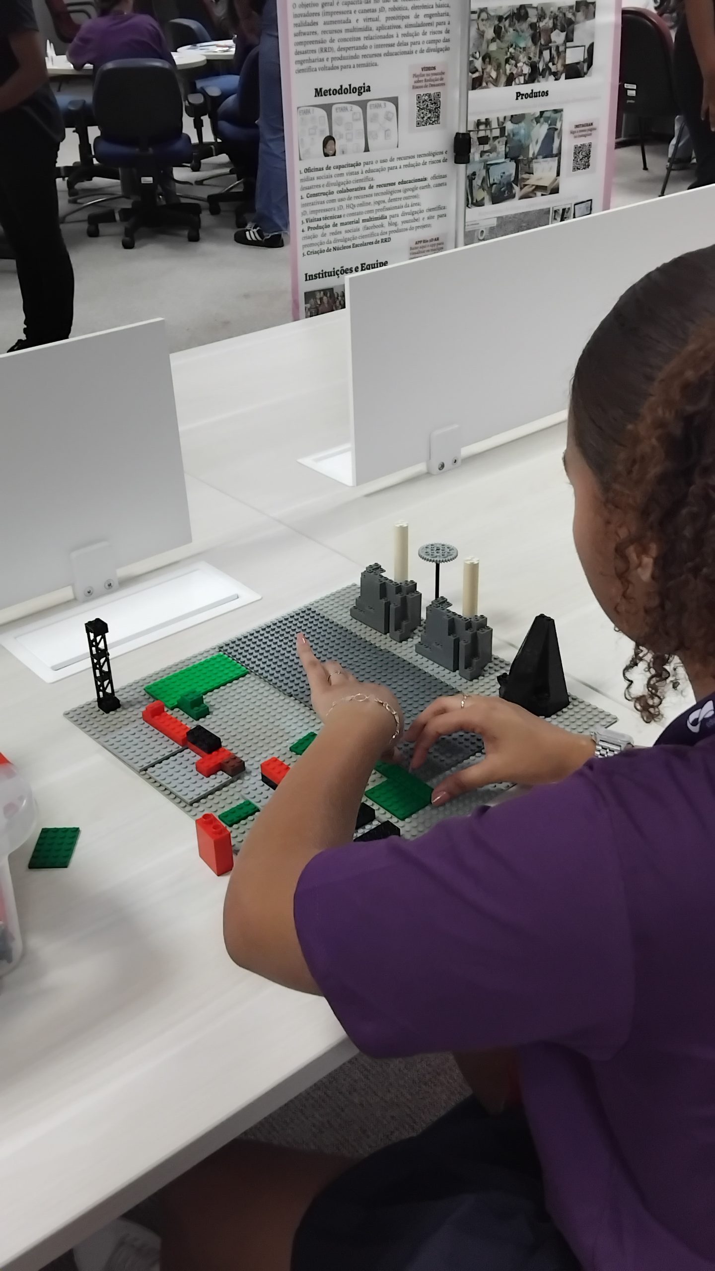 Oficina Minha Cidade Resiliente no evento do Projeto Meninas Olímpicas do IMPA