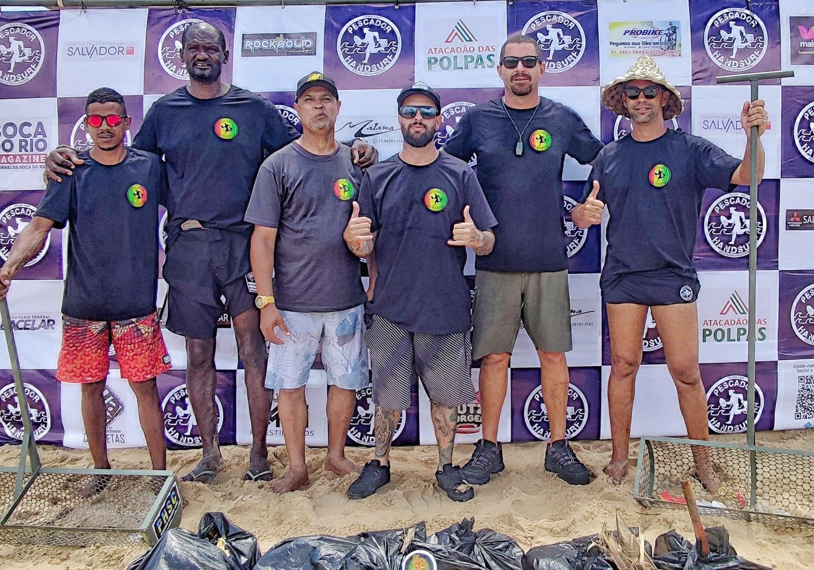 Nosso projeto é organizado com 6 diretores com idades diferentes aonde se reunimos constantemente e organizamos, em seguida colocamos no grupo e divulgamos em nossas redes sociais e com a comunidade.logo