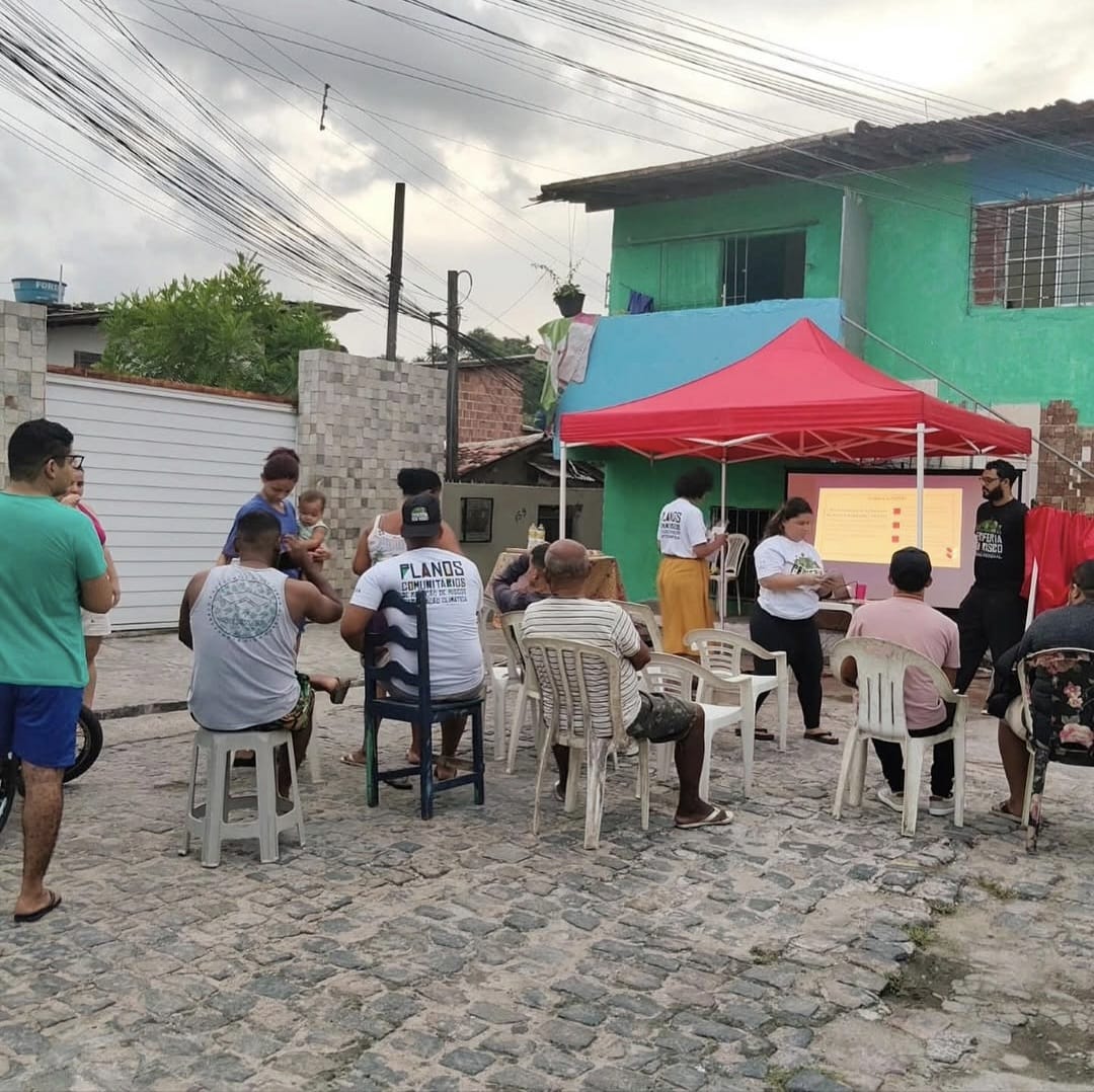 Capacitação dos moradores das comunidades de Beira Rio e B13